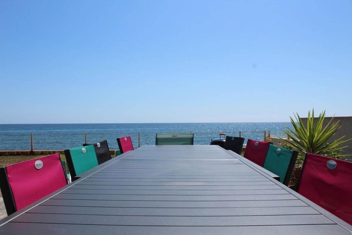 Вилла Bord de mer, pieds dans l'eau, vue panoramique Сан-Николао Экстерьер фото